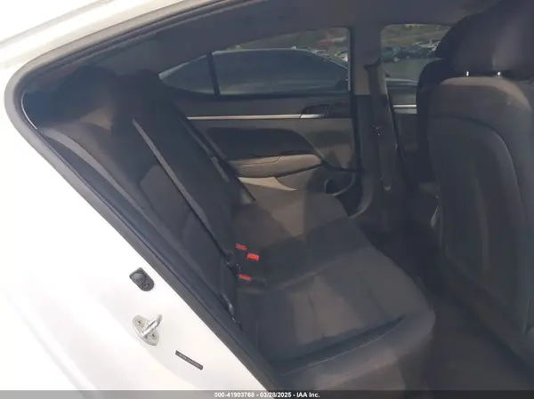 5NPD84LF5KH439959 2019 HYUNDAI ELANTRA - Image 8
