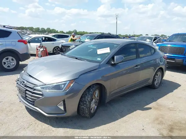 5NPD84LF5KH441033 2019 HYUNDAI ELANTRA - Image 2