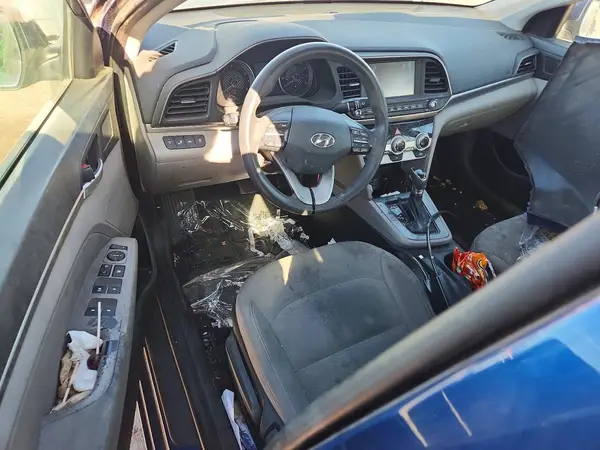 5NPD84LF5KH441467 2019 HYUNDAI ELANTRA - Image 8
