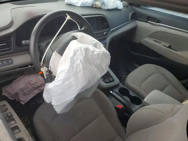 5NPD84LF5KH441484 2019 HYUNDAI ELANTRA - Image 8