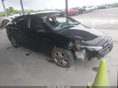 5NPD84LF5KH443140 2019 HYUNDAI ELANTRA