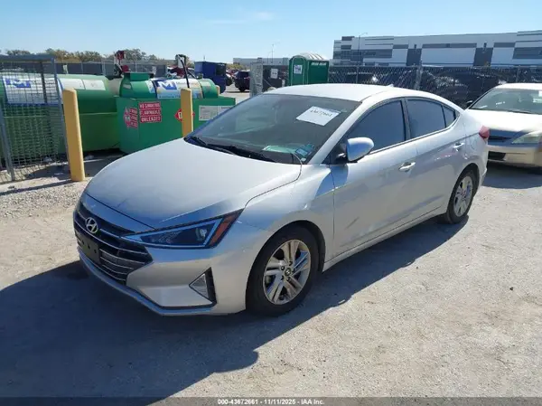 5NPD84LF5KH445275 2019 HYUNDAI ELANTRA - Image 2