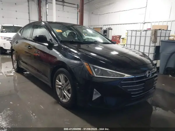 5NPD84LF5KH447852 2019 HYUNDAI ELANTRA - Image 1