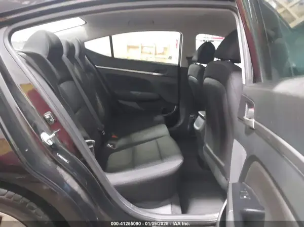 5NPD84LF5KH447852 2019 HYUNDAI ELANTRA - Image 8