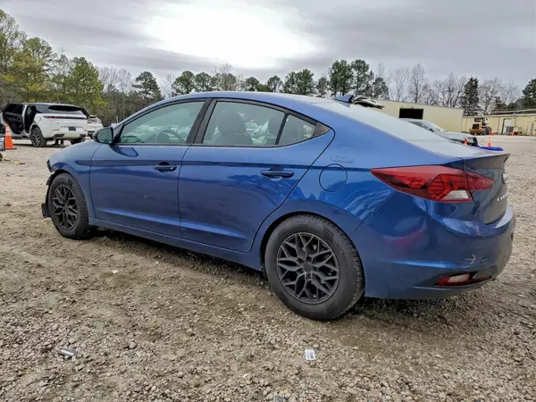 5NPD84LF5KH451318 2019 HYUNDAI ELANTRA - Image 2