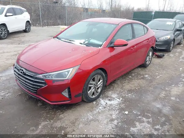 5NPD84LF5KH453814 2019 HYUNDAI ELANTRA - Image 2