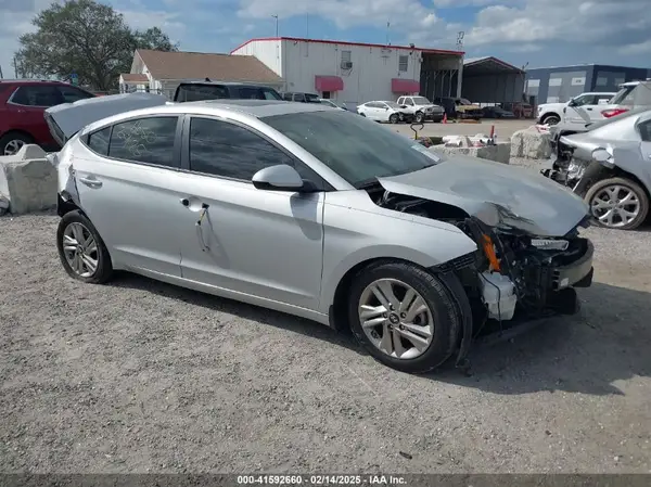 5NPD84LF5KH461413 2019 HYUNDAI ELANTRA - Image 1