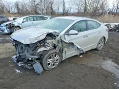 5NPD84LF5KH463131 2019 HYUNDAI ELANTRA