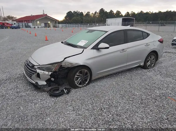 5NPD84LF5KH463288 2019 HYUNDAI ELANTRA - Image 2