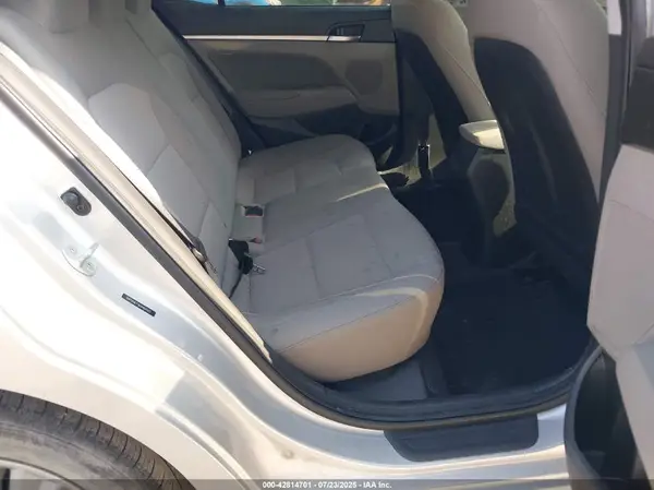 5NPD84LF5KH464523 2019 HYUNDAI ELANTRA - Image 8