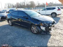 5NPD84LF5KH464795 2019 HYUNDAI ELANTRA