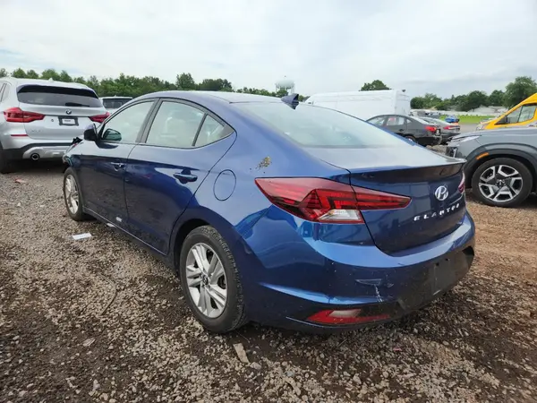 5NPD84LF5KH467101 2019 HYUNDAI ELANTRA - Image 2