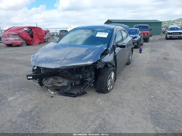 5NPD84LF5KH468250 2019 HYUNDAI ELANTRA - Image 2