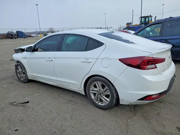 5NPD84LF5KH470354 2019 HYUNDAI ELANTRA - Image 2