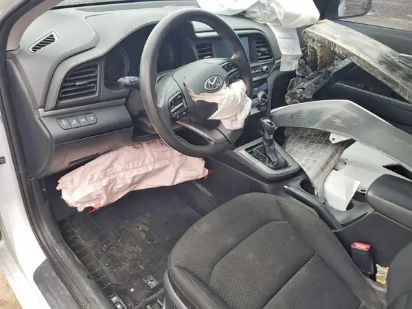 5NPD84LF5KH470435 2019 HYUNDAI ELANTRA - Image 8
