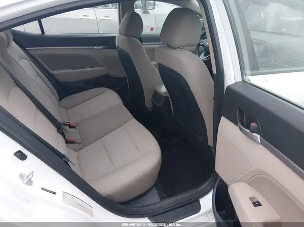 5NPD84LF5KH470449 2019 HYUNDAI ELANTRA - Image 8