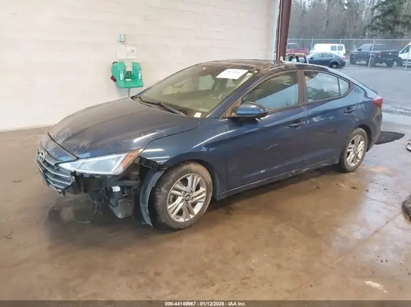 5NPD84LF5KH472685 2019 HYUNDAI ELANTRA - Image 2