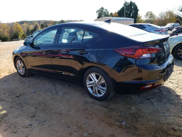 5NPD84LF5KH473593 2019 HYUNDAI ELANTRA - Image 2