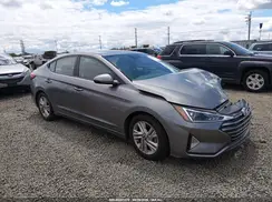 5NPD84LF5KH475490 2019 HYUNDAI ELANTRA