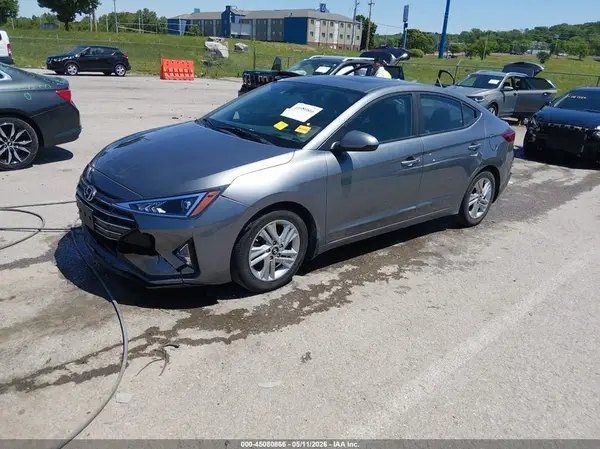 5NPD84LF5KH475912 2019 HYUNDAI ELANTRA - Image 2
