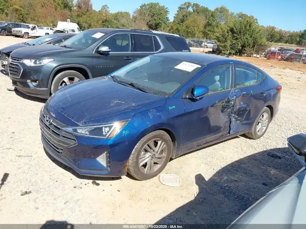 5NPD84LF5KH476882 2019 HYUNDAI ELANTRA - Image 2