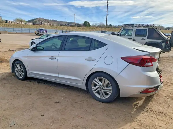 5NPD84LF5KH478115 2019 HYUNDAI ELANTRA - Image 2