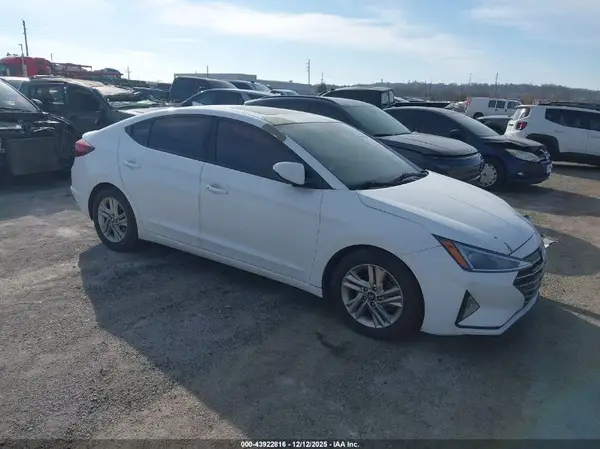 5NPD84LF5KH480754 2019 HYUNDAI ELANTRA - Image 1
