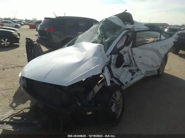 5NPD84LF5KH481290 2019 HYUNDAI ELANTRA - Image 2