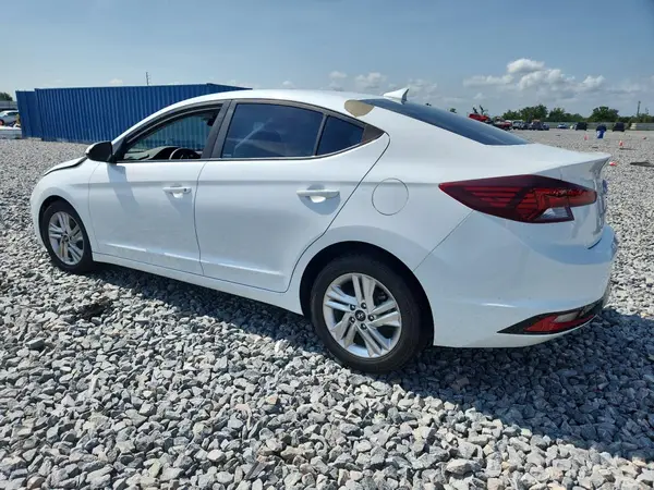 5NPD84LF5KH489048 2019 HYUNDAI ELANTRA - Image 2