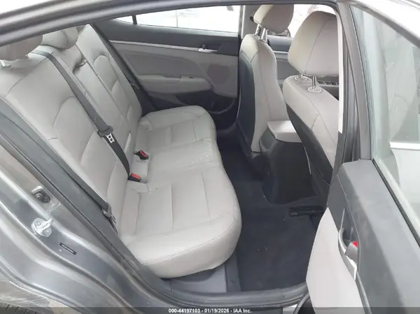 5NPD84LF5KH490152 2019 HYUNDAI ELANTRA - Image 8