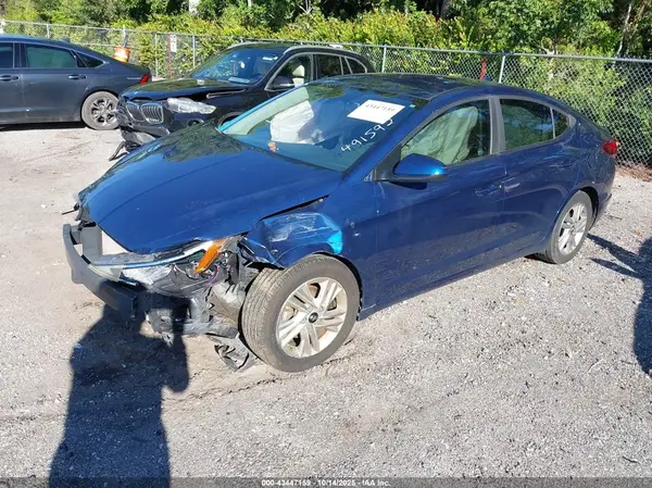 5NPD84LF5KH491592 2019 HYUNDAI ELANTRA - Image 2