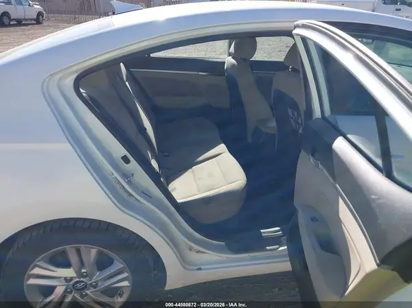 5NPD84LF5LH508439 2020 HYUNDAI ELANTRA - Image 8