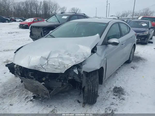 5NPD84LF5LH510126 2020 HYUNDAI ELANTRA - Image 2