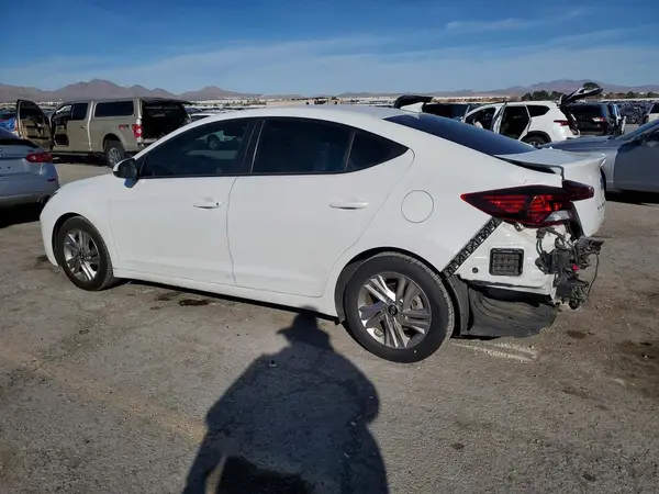 5NPD84LF5LH519568 2020 HYUNDAI ELANTRA - Image 2