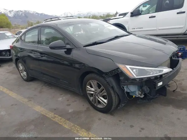 5NPD84LF5LH519747 2020 HYUNDAI ELANTRA - Image 1