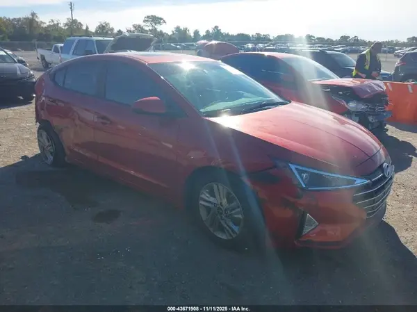 5NPD84LF5LH520607 2020 HYUNDAI ELANTRA - Image 1