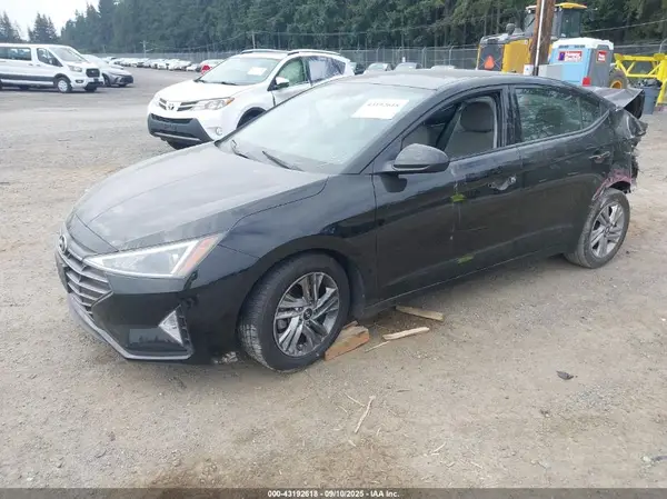 5NPD84LF5LH521207 2020 HYUNDAI ELANTRA - Image 2