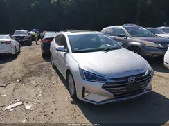 5NPD84LF5LH523121 2020 HYUNDAI ELANTRA
