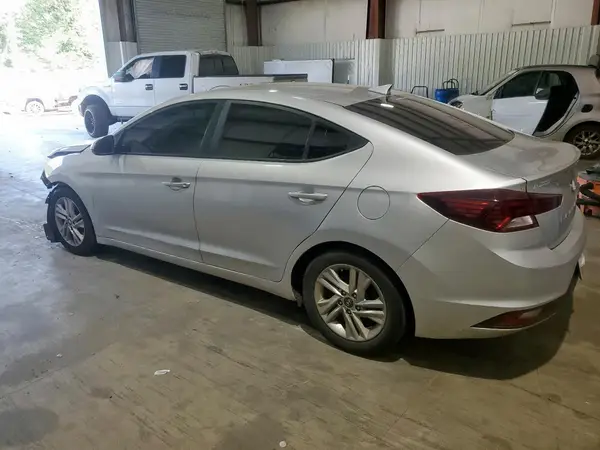 5NPD84LF5LH523300 2020 HYUNDAI ELANTRA - Image 2