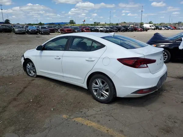 5NPD84LF5LH528562 2020 HYUNDAI ELANTRA - Image 2