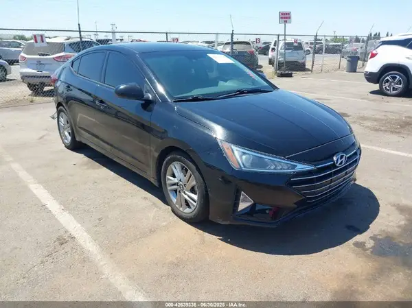 5NPD84LF5LH529176 2020 HYUNDAI ELANTRA - Image 1