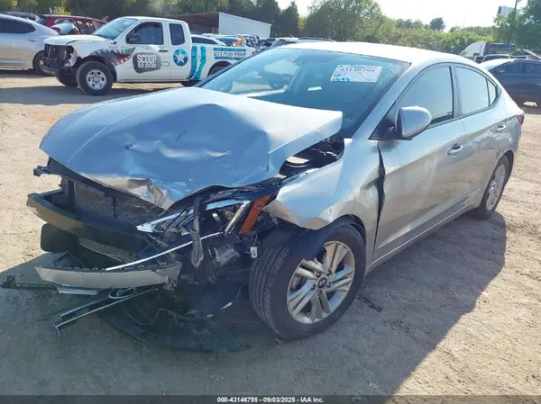 5NPD84LF5LH549864 2020 HYUNDAI ELANTRA - Image 2