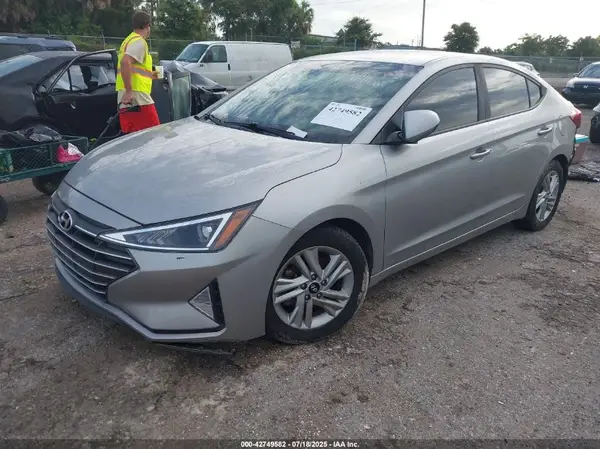 5NPD84LF5LH554739 2020 HYUNDAI ELANTRA - Image 2