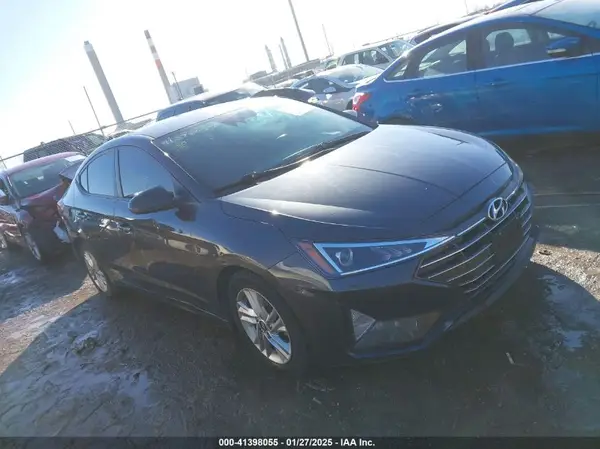 5NPD84LF5LH555230 2020 HYUNDAI ELANTRA - Image 1