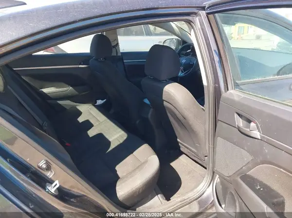 5NPD84LF5LH555745 2020 HYUNDAI ELANTRA - Image 8