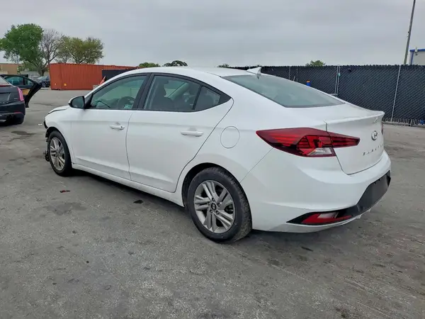 5NPD84LF5LH557947 2020 HYUNDAI ELANTRA - Image 2