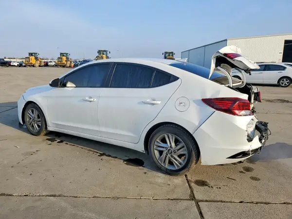 5NPD84LF5LH559570 2020 HYUNDAI ELANTRA - Image 2