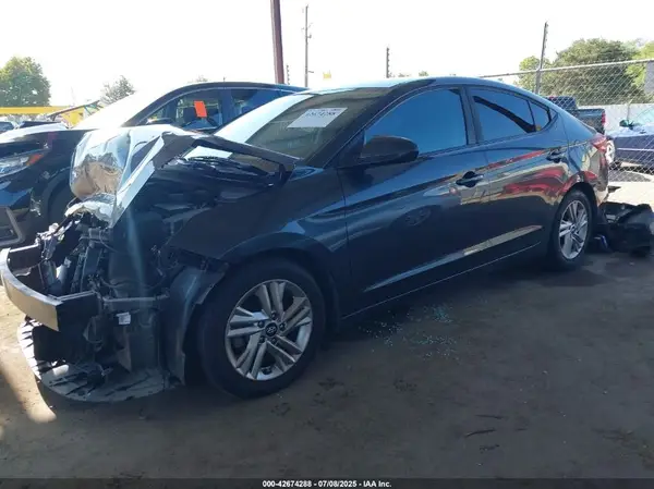 5NPD84LF5LH560993 2020 HYUNDAI ELANTRA - Image 2