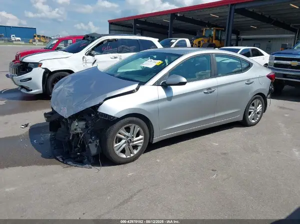 5NPD84LF5LH561304 2020 HYUNDAI ELANTRA - Image 2