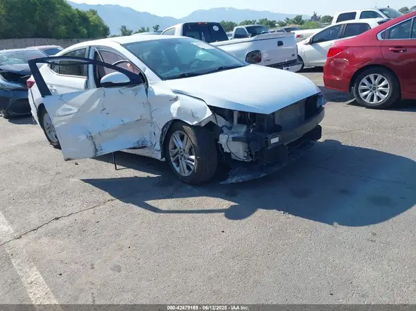 5NPD84LF5LH561948 2020 HYUNDAI ELANTRA - Image 1